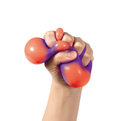 NeeDoh Color Change Squeeze Heart - US 2889